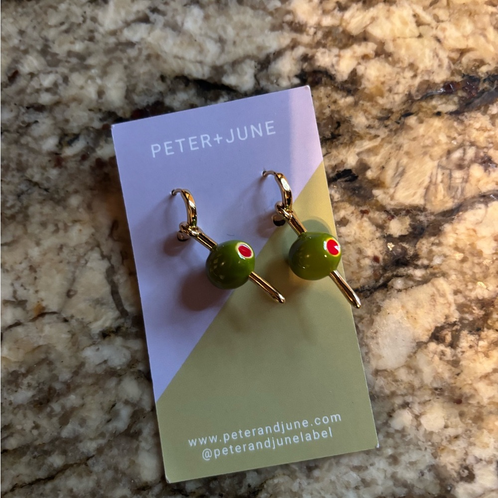 Peter + June Olive Earrings
-Make it Dirty Hoops 
18K Gold Plated
Olive it! NWT